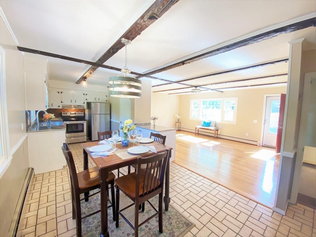 260 Brookfield Road Charlton, MA 01507 - Photo 8 of 32
