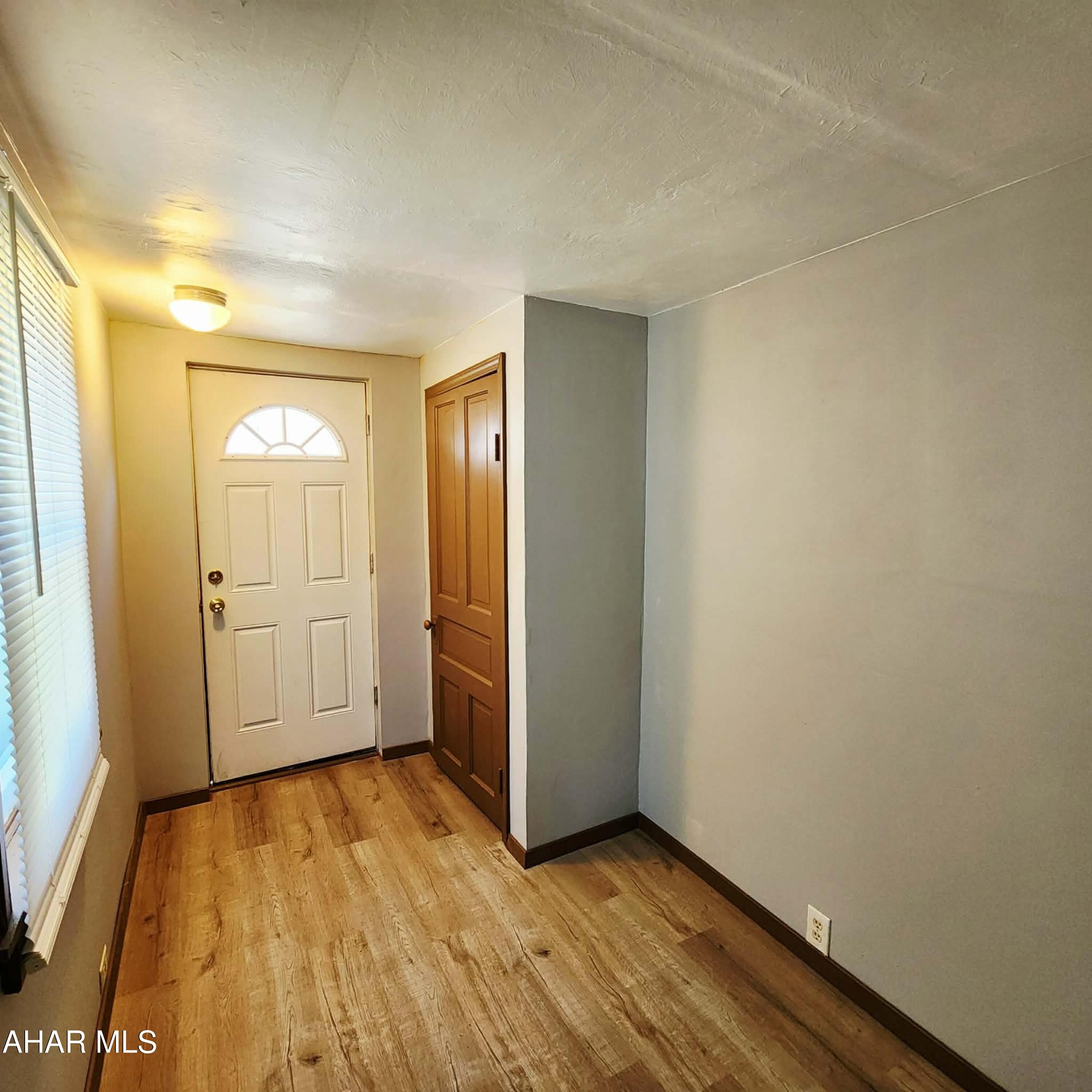3515 Walnut Avenue Altoona, PA 16601 - Photo 2 of 17