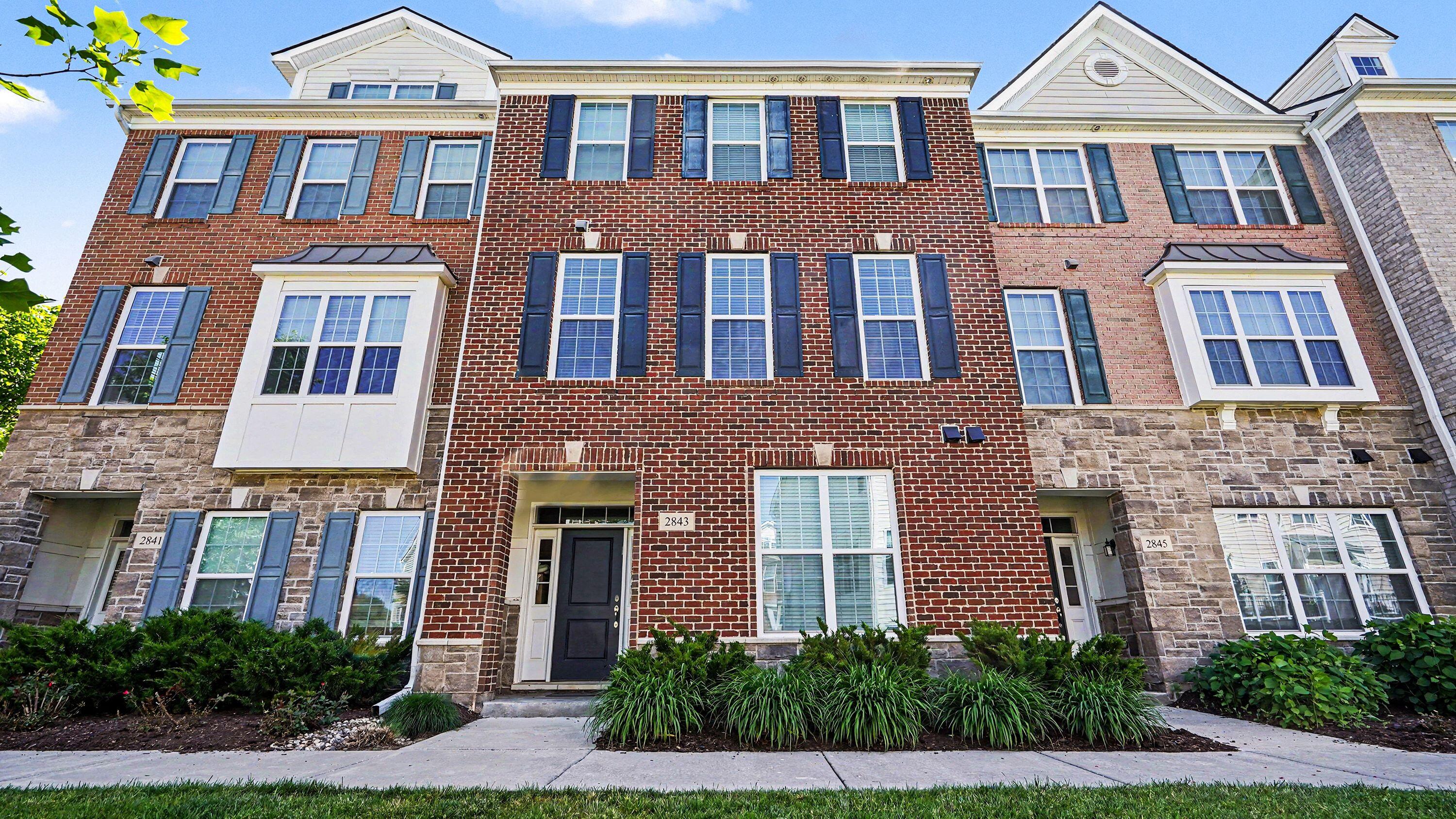 2843 Hardwick Road Ann Arbor, MI 48105 - Photo 3 of 46 001_file_1208