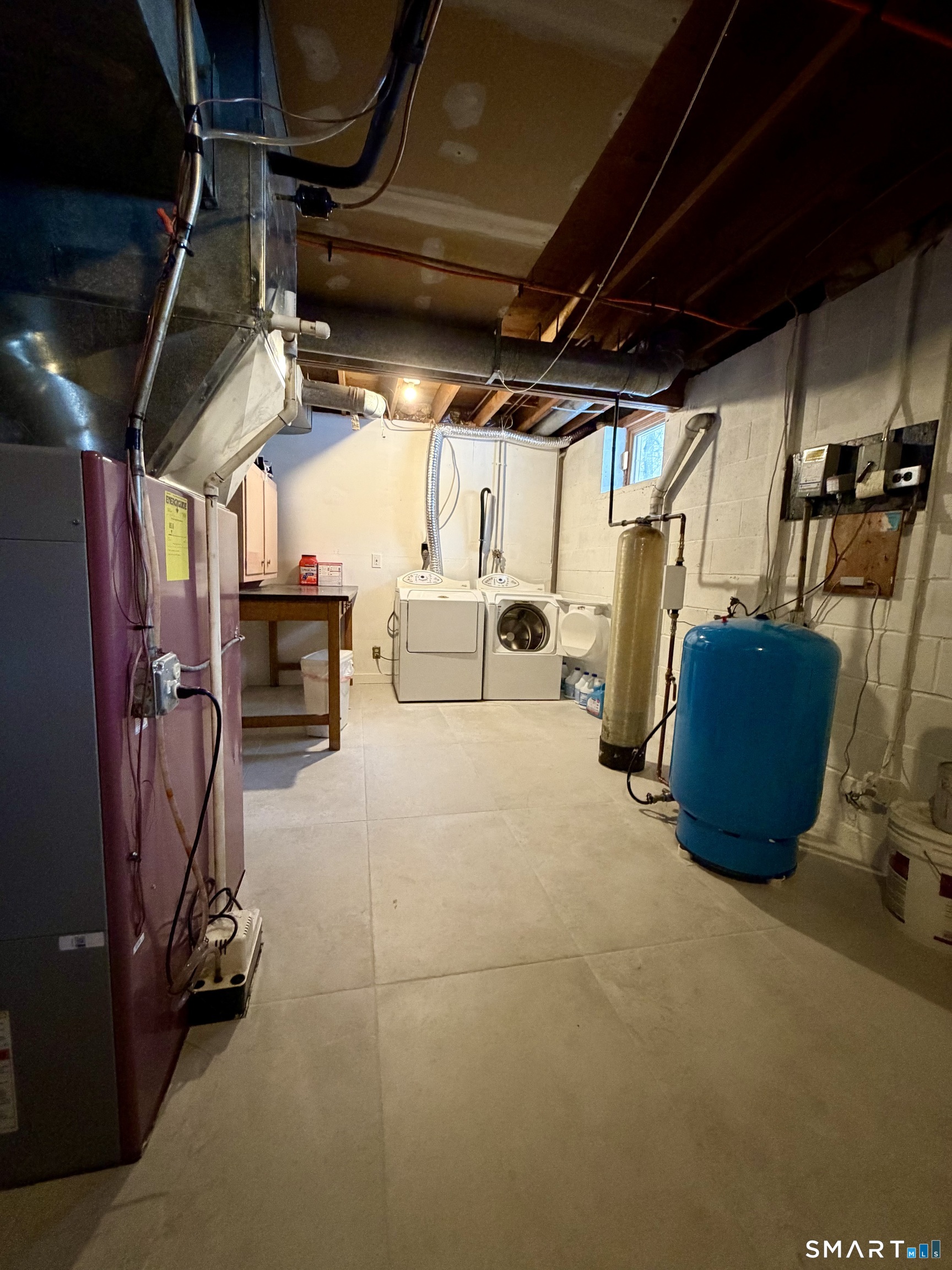 488 Cognewaugh Road Greenwich, CT 06807 - Photo 38 of 40 a view of storage and utility room