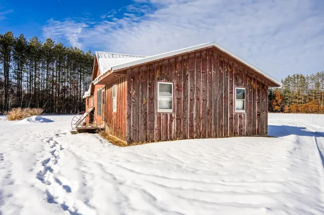 $400,000 | 848 Highway 80, Babcock, WI 54413