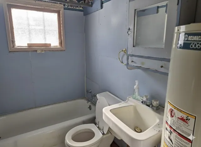 $400,000 | 848 Highway 80, Babcock, WI 54413