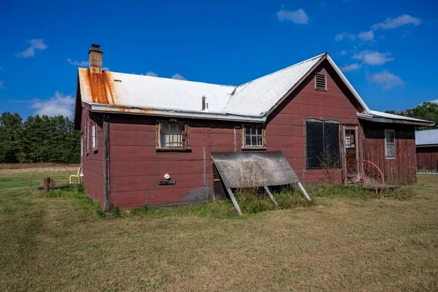$400,000 | 848 Highway 80, Babcock, WI 54413