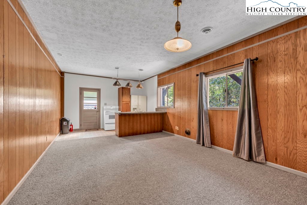 668 Dogwood Road Boone, NC 28607 - Photo 28 of 45