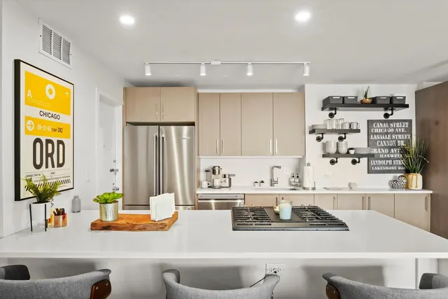 $295,000 | 3430 North Lake Shore Drive, Unit 12J, Chicago, IL 60657