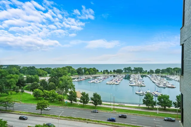 $295,000 | 3430 North Lake Shore Drive, Unit 12J, Chicago, IL 60657