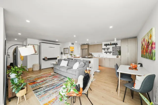 $295,000 | 3430 North Lake Shore Drive, Unit 12J, Chicago, IL 60657