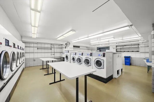 $295,000 | 3430 North Lake Shore Drive, Unit 12J, Chicago, IL 60657