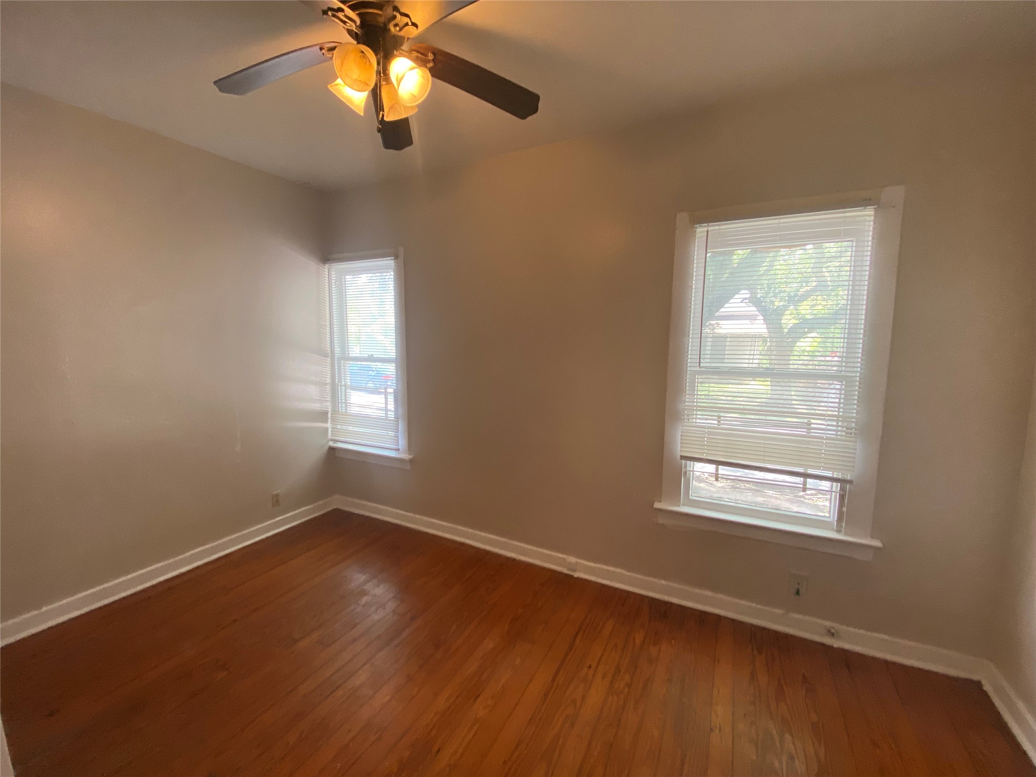 2010 Taft Street, Unit 1 Houston, TX 77006 - Photo 9 of 11