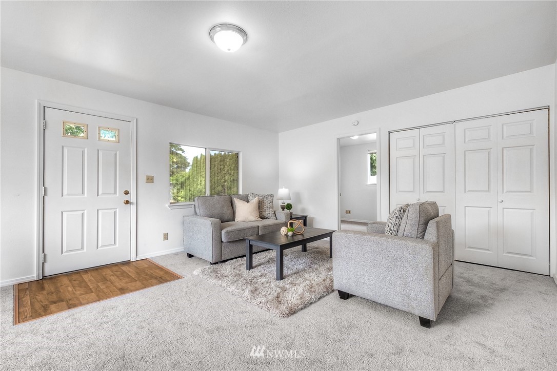 659 Ferndale Court Northeast Renton, WA 98056 - Photo 15 of 18 Gallery Image 15