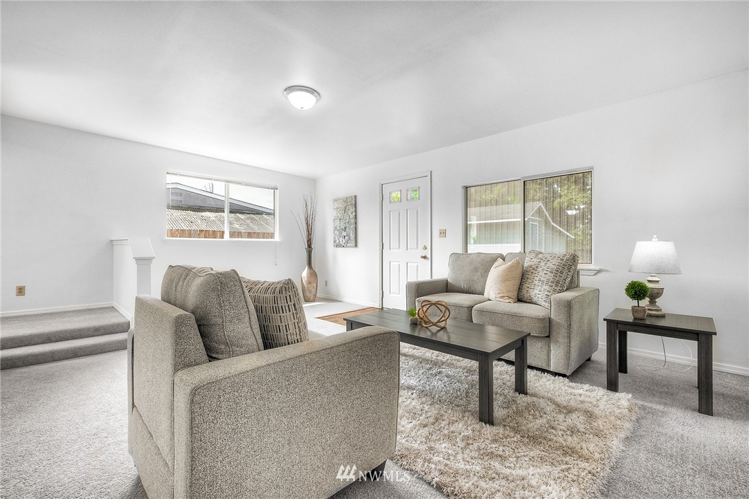 659 Ferndale Court Northeast Renton, WA 98056 - Photo 17 of 18 Gallery Image 17