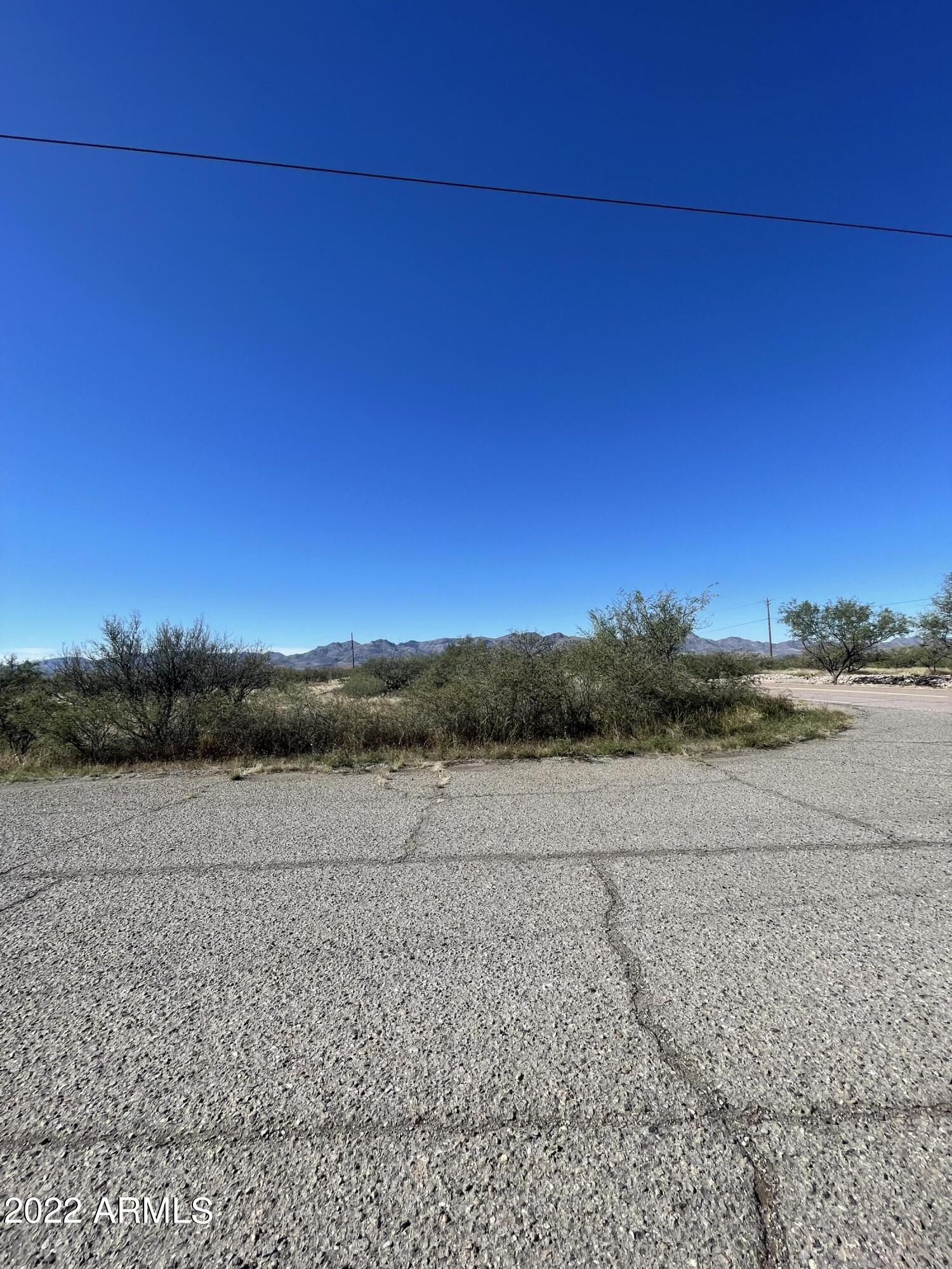 1880 Via Francia, Unit 7 Rio Rico, AZ 85648 - Photo 3 of 6 corner lot