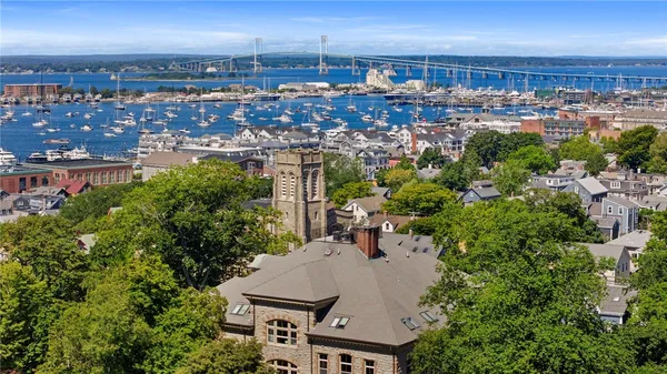 $950,000 | 426 Spring Street, Unit B101, Newport, RI 02840