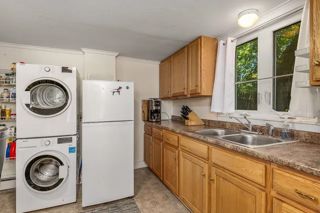 $795,000 | 92 Brewster Street, Portsmouth, NH 03801