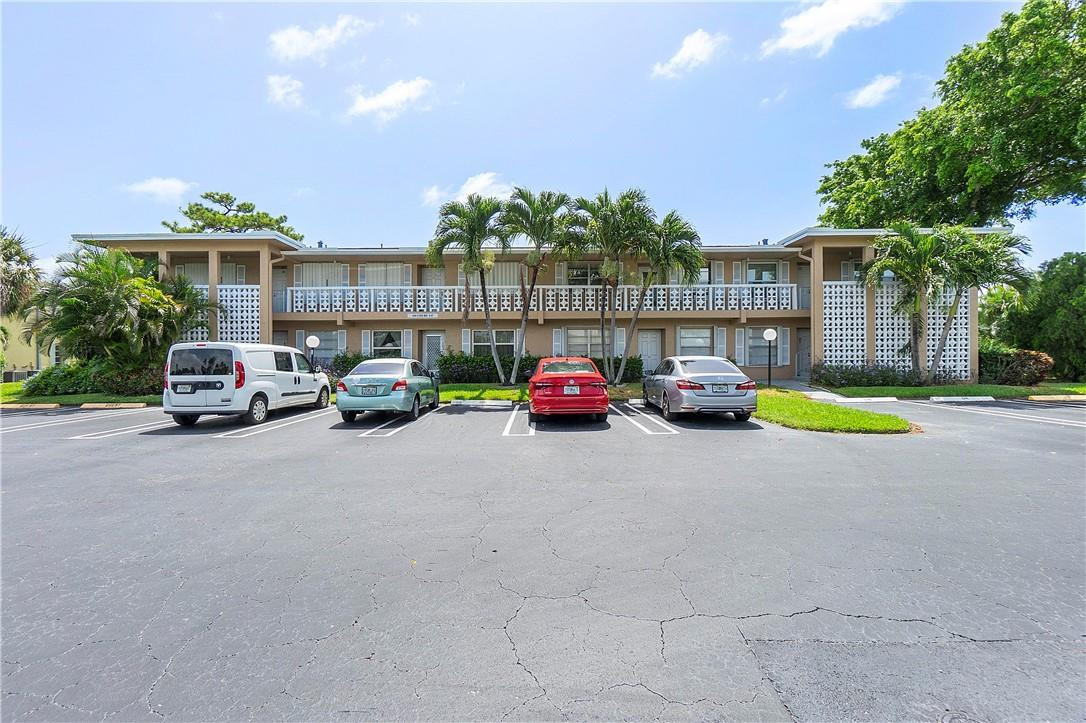 1050 Citrus Way, Unit 203 Delray Beach, FL 33445 - Photo 3 of 26 Photo 3