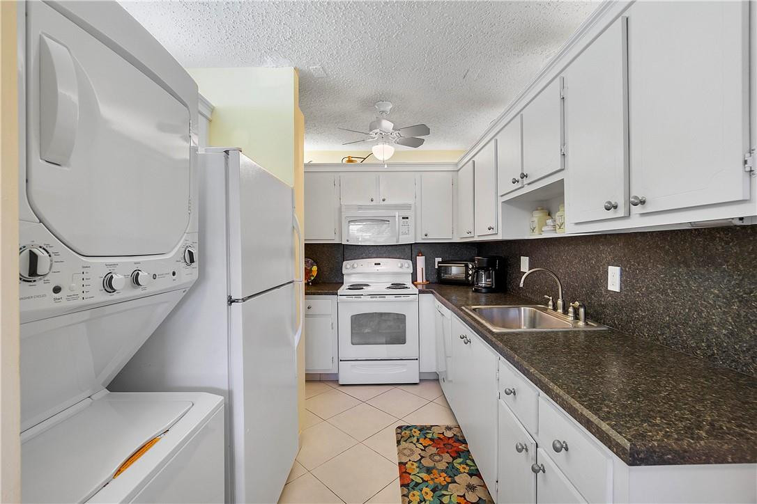1050 Citrus Way, Unit 203 Delray Beach, FL 33445 - Photo 8 of 26 Photo 8