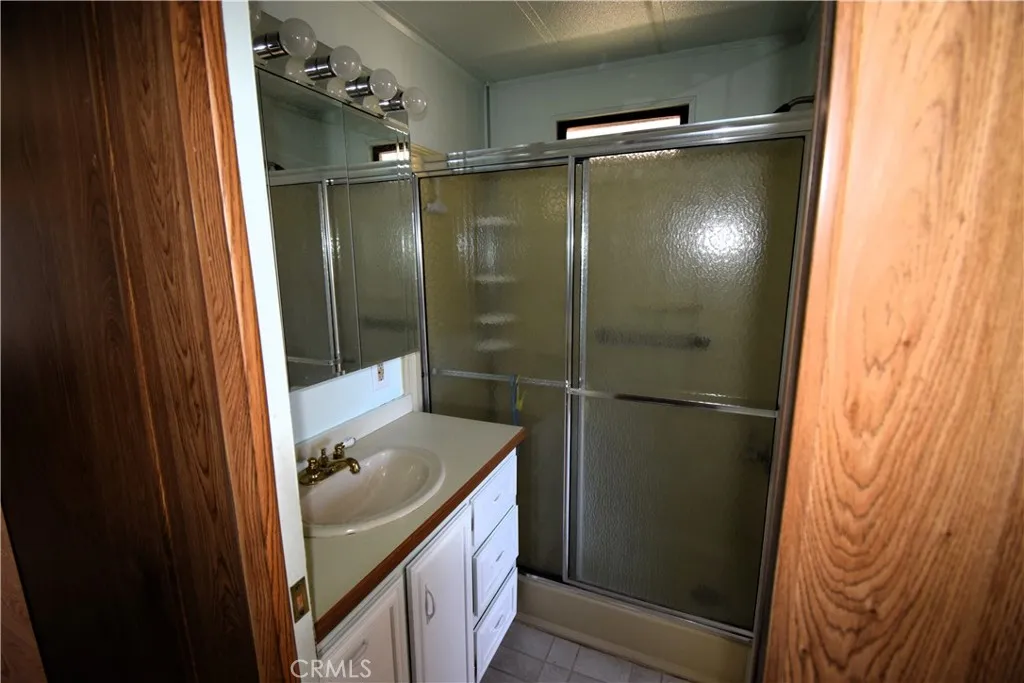 11250 Barstow Road, Unit 18 Lucerne Valley, CA 92356 - Photo 7 of 22
