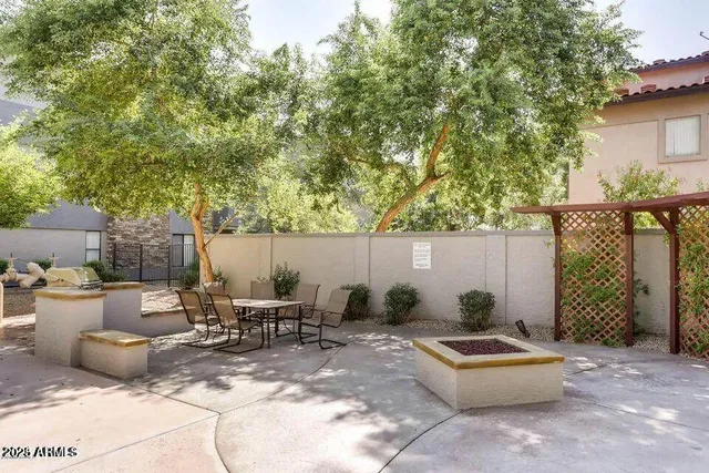 $1,575 | 2025 East Campbell Avenue, Unit 309, Phoenix, AZ 85016