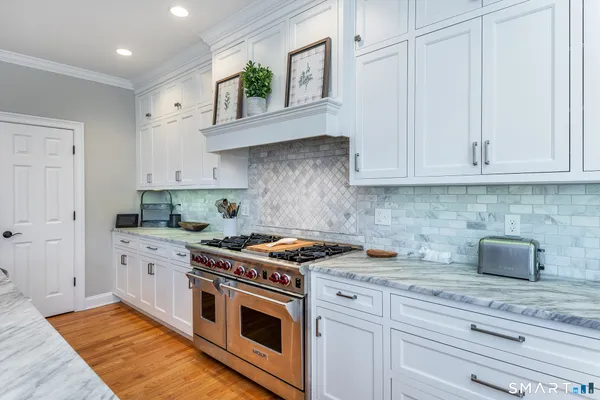 $959,900 | 106 Washington Ridge Road, New Milford, CT 06776