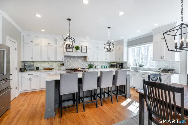 $959,900 | 106 Washington Ridge Road, New Milford, CT 06776