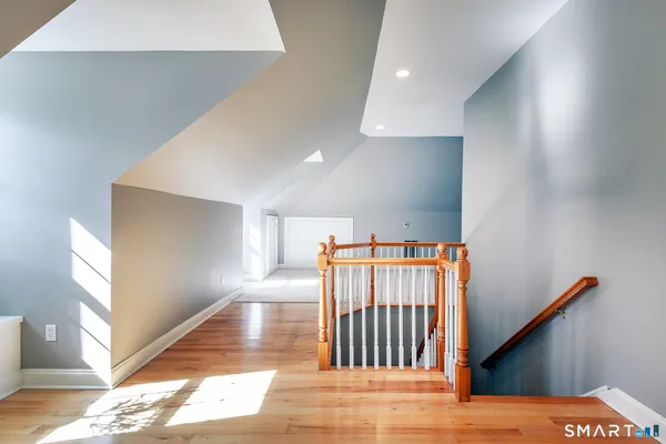 $959,900 | 106 Washington Ridge Road, New Milford, CT 06776