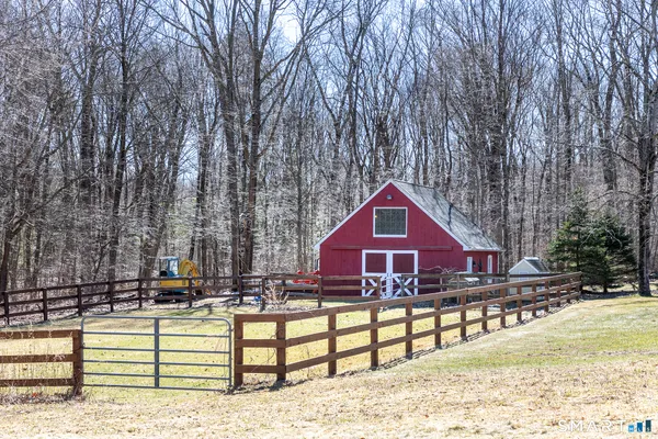 $959,900 | 106 Washington Ridge Road, New Milford, CT 06776