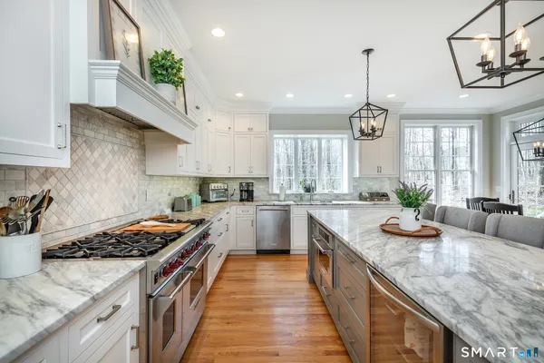 $959,900 | 106 Washington Ridge Road, New Milford, CT 06776