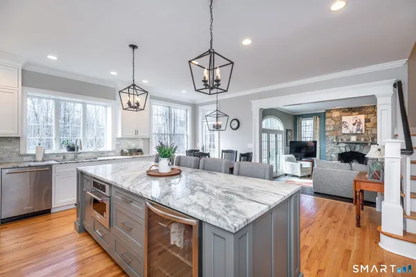 $959,900 | 106 Washington Ridge Road, New Milford, CT 06776