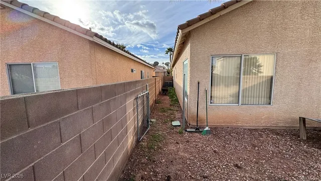 $1,700 | 1136 Warm Canyon Way, Las Vegas, NV 89123