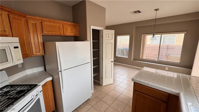 $1,700 | 1136 Warm Canyon Way, Las Vegas, NV 89123
