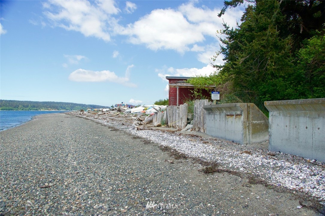 24 Basswood Road Freeland, WA 98249 - Photo 11 of 12 Gallery Image 11