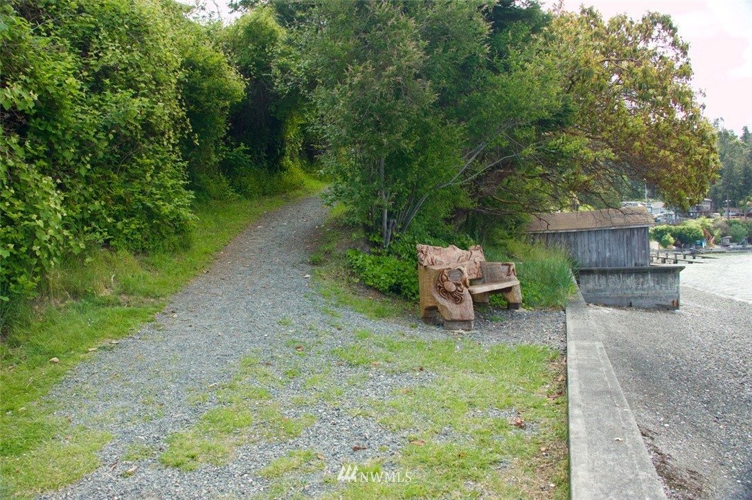 24 Basswood Road Freeland, WA 98249 - Photo 10 of 12 Gallery Image 10