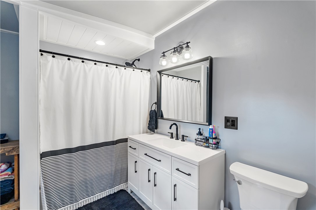 7340 Hickory Hill Road Bath, NY 14810 - Photo 29 of 50 Master Bath 3 Years Old