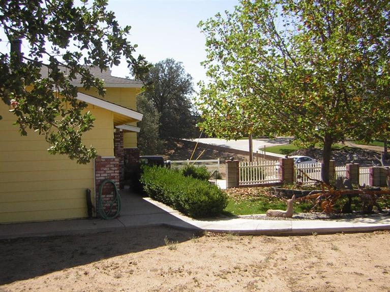 22651 Tree Court Tehachapi, CA 93561 - Photo 50 of 55 Gallery Image 50
