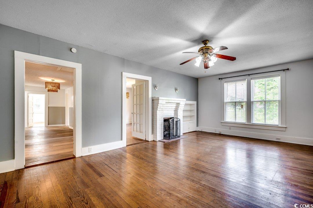 222 East Wine Street Mullins, SC 29574 - Photo 4 of 34
