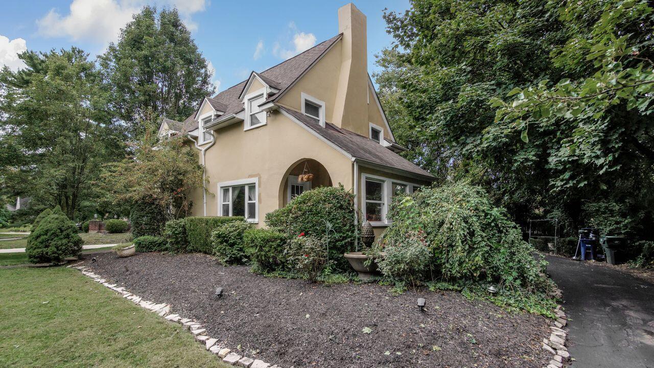 295 North Nelson Road Columbus, OH 43219 - Photo 4 of 38 _DSC2765