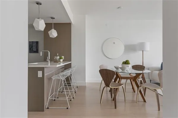 $4,850 | 100 Lovejoy Place, Unit 10H, Boston, MA 02114