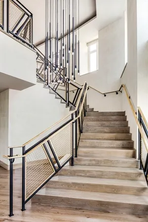 $4,850 | 100 Lovejoy Place, Unit 10H, Boston, MA 02114