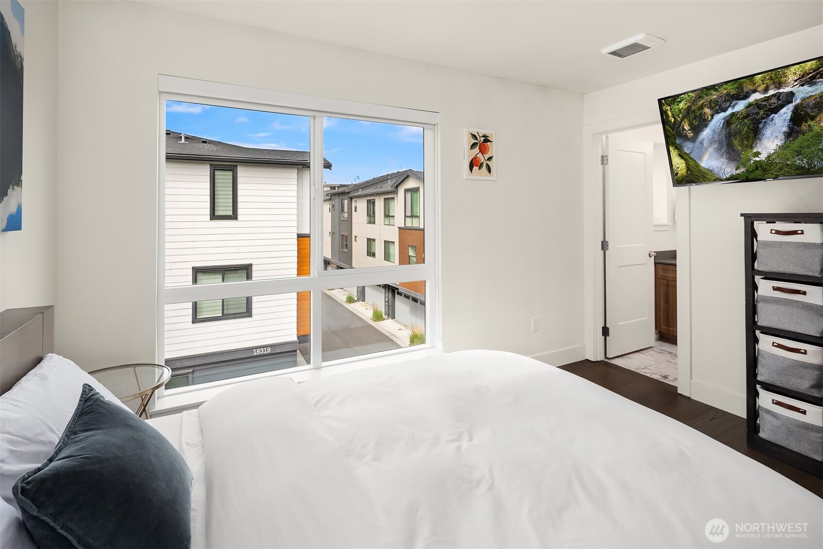 9632 Northeast 183rd Street, Unit B Bothell, WA 98011 - Photo 24 of 29