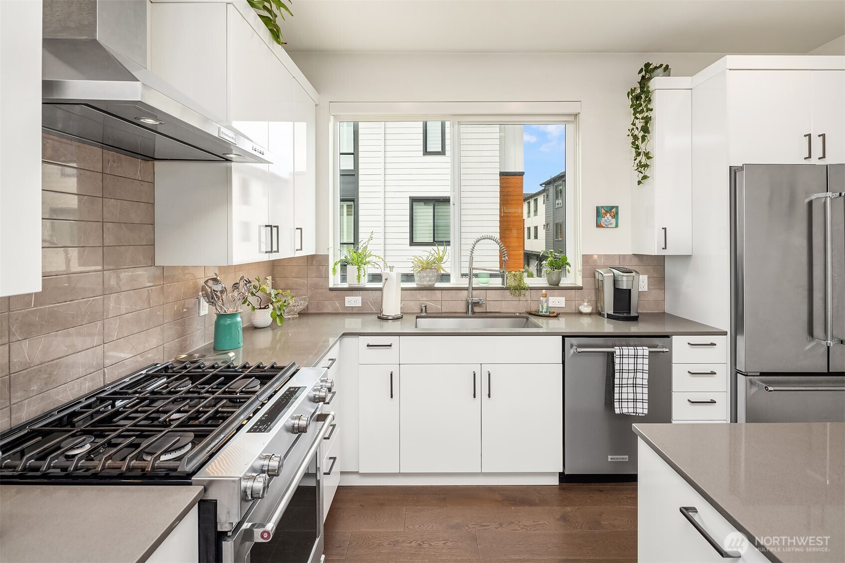 9632 Northeast 183rd Street, Unit B Bothell, WA 98011 - Photo 9 of 29