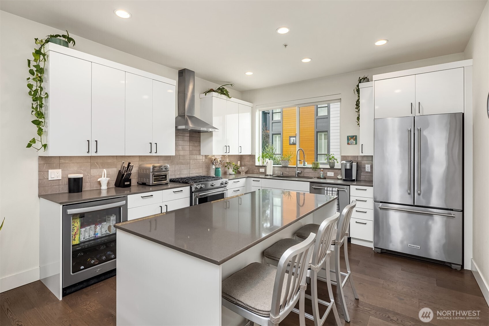 9632 Northeast 183rd Street, Unit B Bothell, WA 98011 - Photo 10 of 29