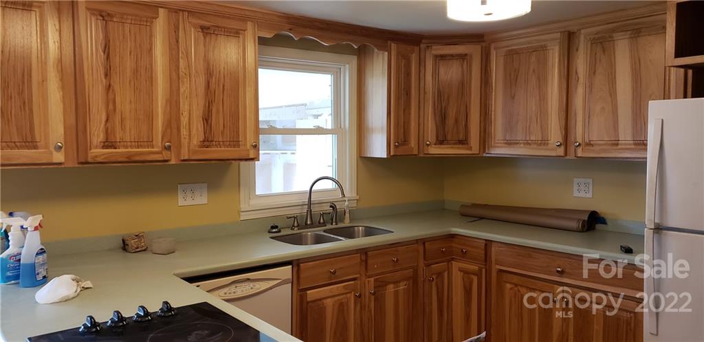 7122 Oak Ridge Church Road, Unit 52L Connelly Springs, NC 28612 - Photo 8 of 15 Gallery Image 8