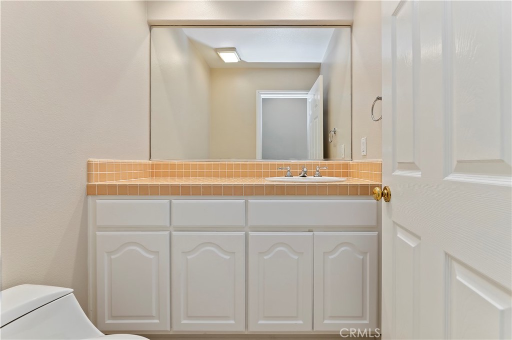 8 Nidden Irvine, CA 92603 - Photo 28 of 77