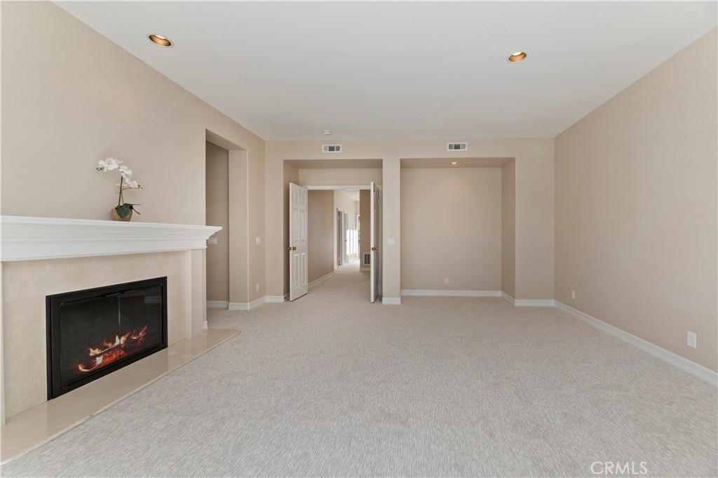 8 Nidden Irvine, CA 92603 - Photo 33 of 77 a view of empty room