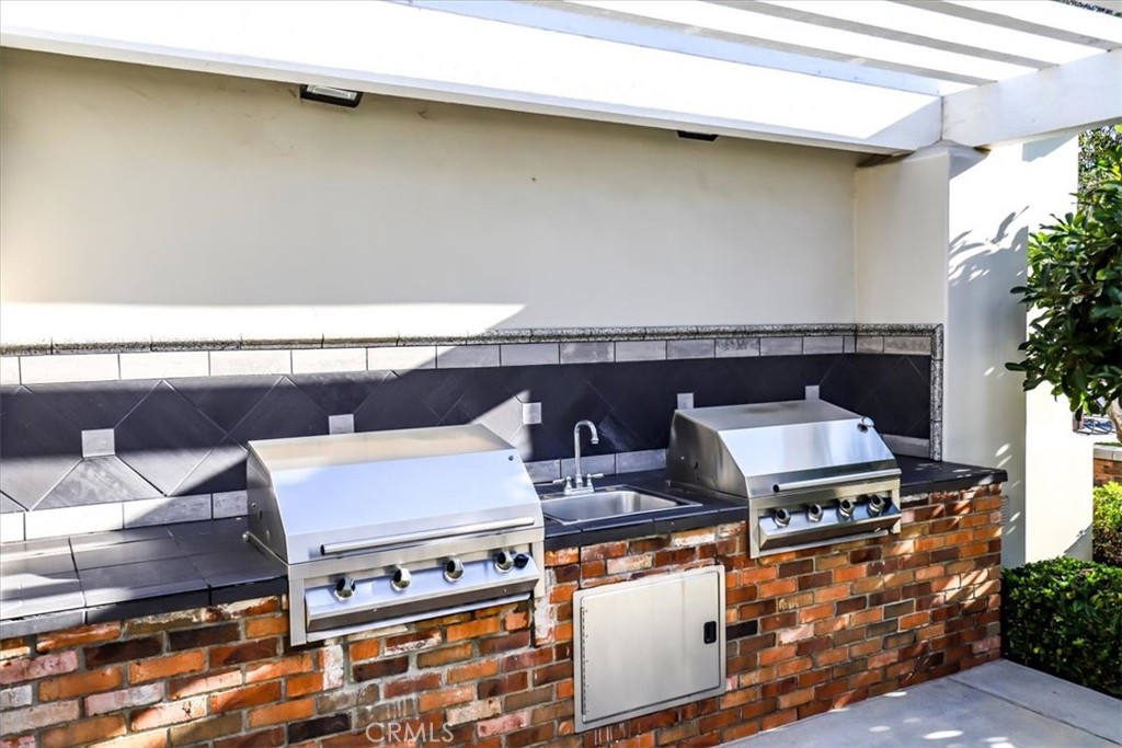 8 Nidden Irvine, CA 92603 - Photo 66 of 77