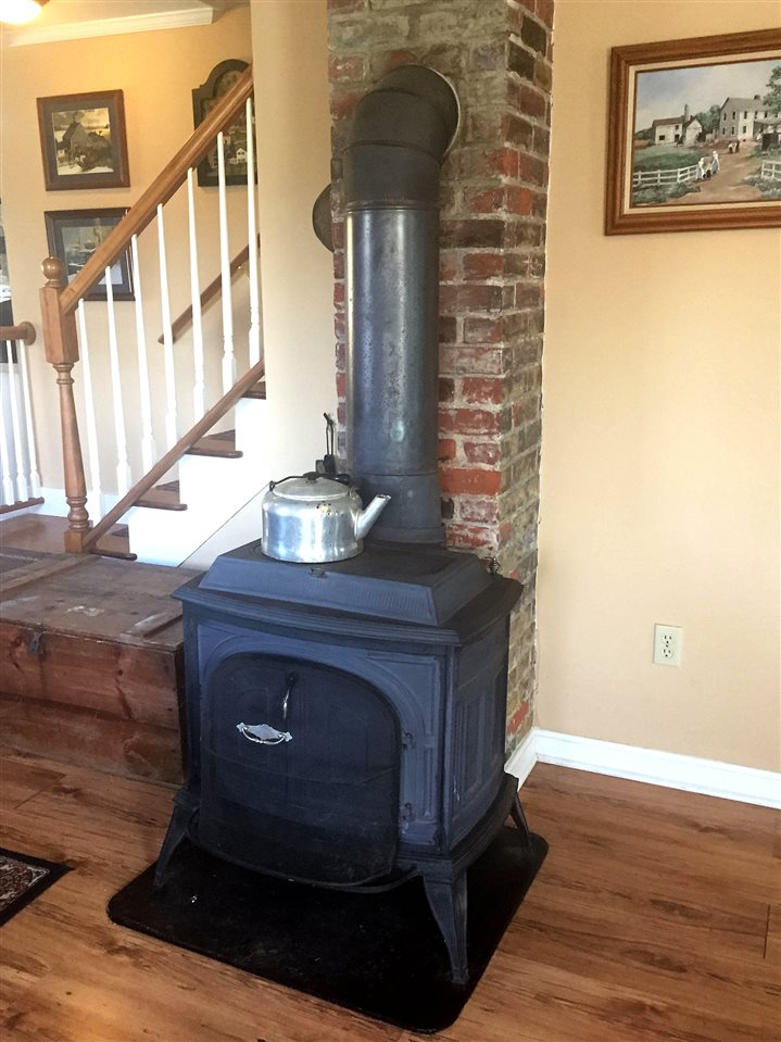 2935 Fort Bridgman Road Vernon, VT 05354 - Photo 9 of 19 Gallery Image 9