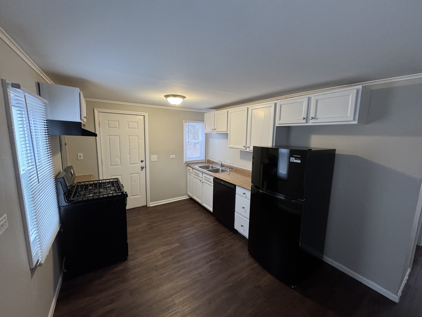 3N509 Oak Road West Chicago, IL 60185 - Photo 4 of 14 Gallery Image 4
