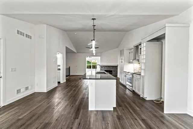 $449,820 | 28 Sienna Hills, Mount Horeb, WI 53572