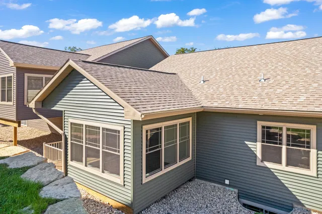 $449,820 | 28 Sienna Hills, Mount Horeb, WI 53572