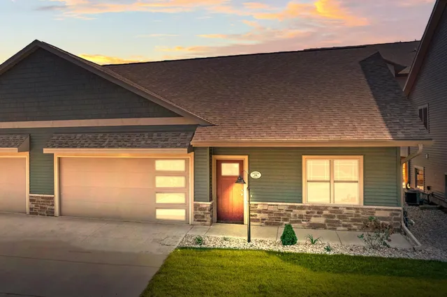 $449,820 | 28 Sienna Hills, Mount Horeb, WI 53572